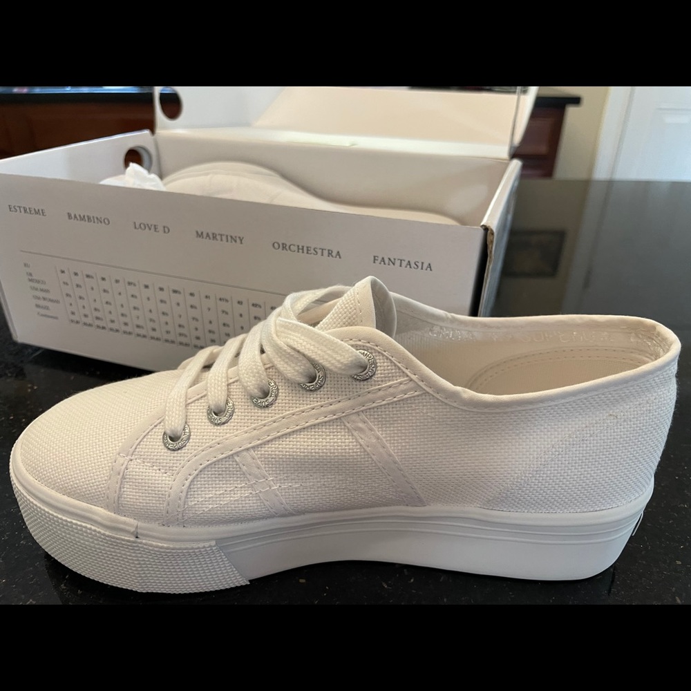 BRAND NEW UNWORN SUPERGA SHOES
